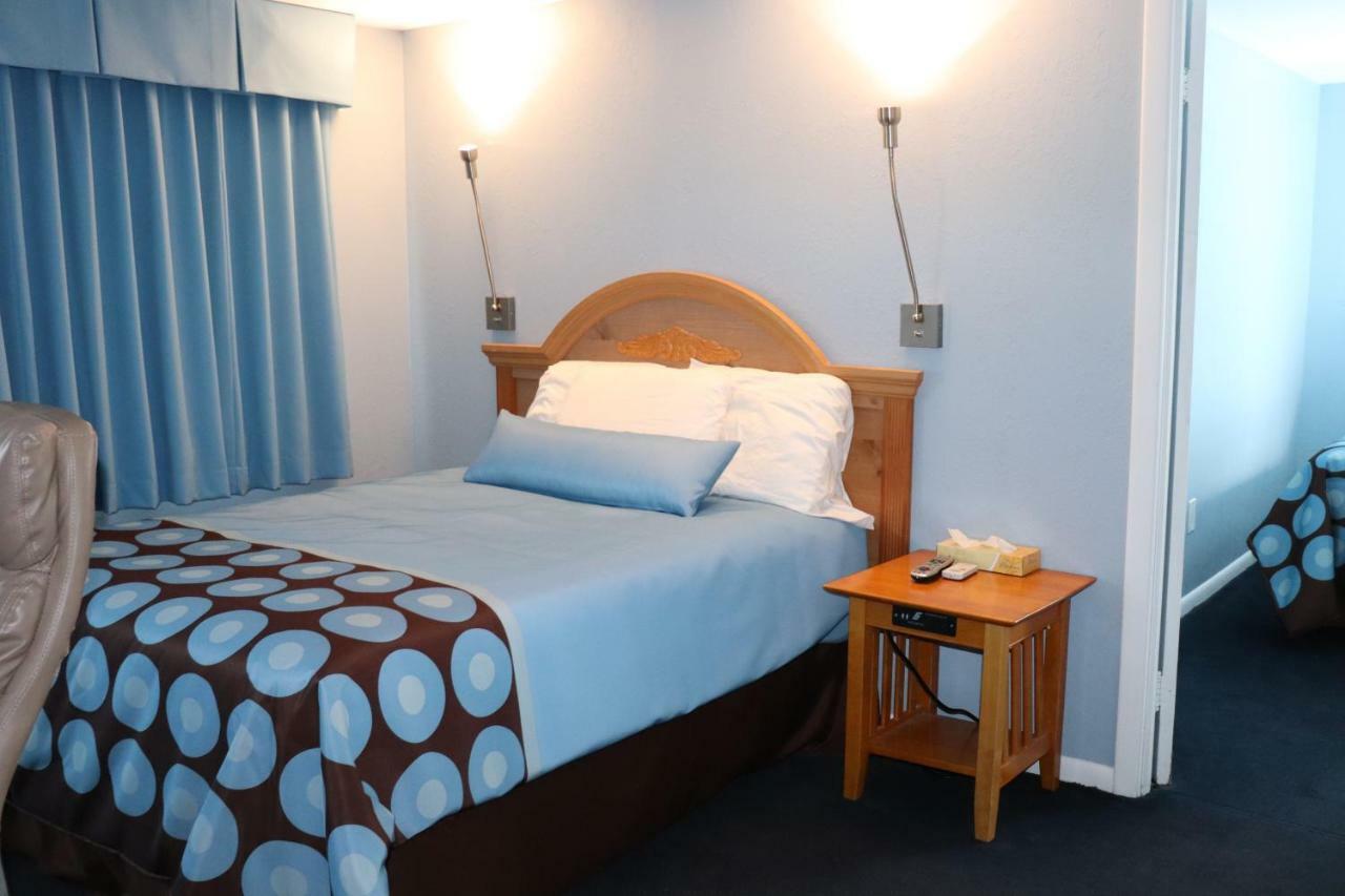 Hitching Post Country Motel Cornwall Luaran gambar