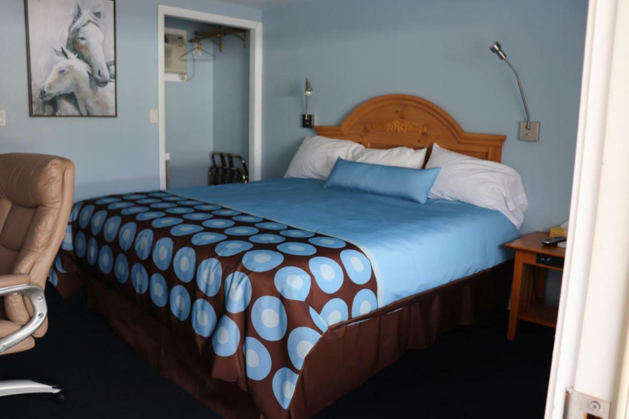 Hitching Post Country Motel Cornwall Luaran gambar