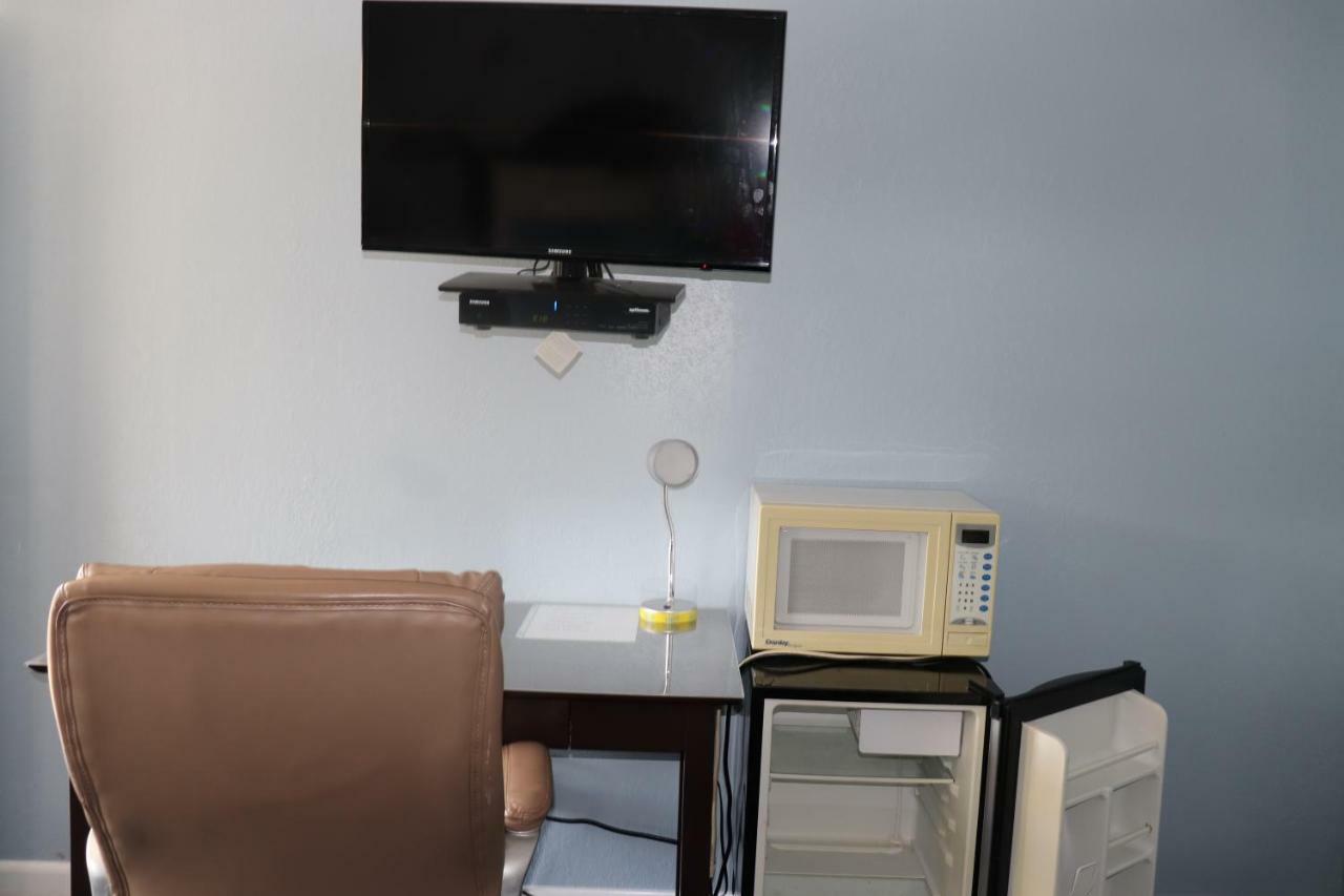 Hitching Post Country Motel Cornwall Luaran gambar