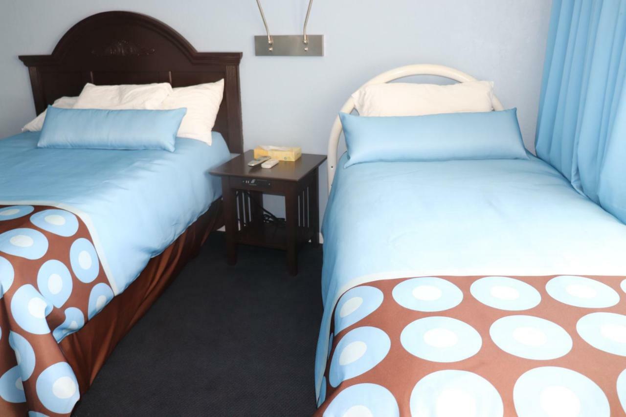 Hitching Post Country Motel Cornwall Luaran gambar