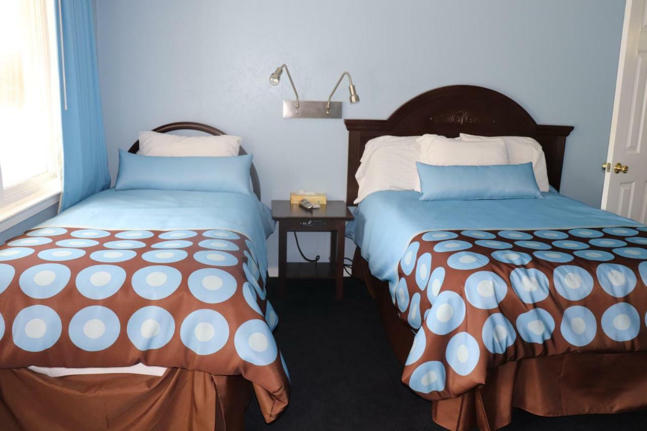 Hitching Post Country Motel Cornwall Luaran gambar